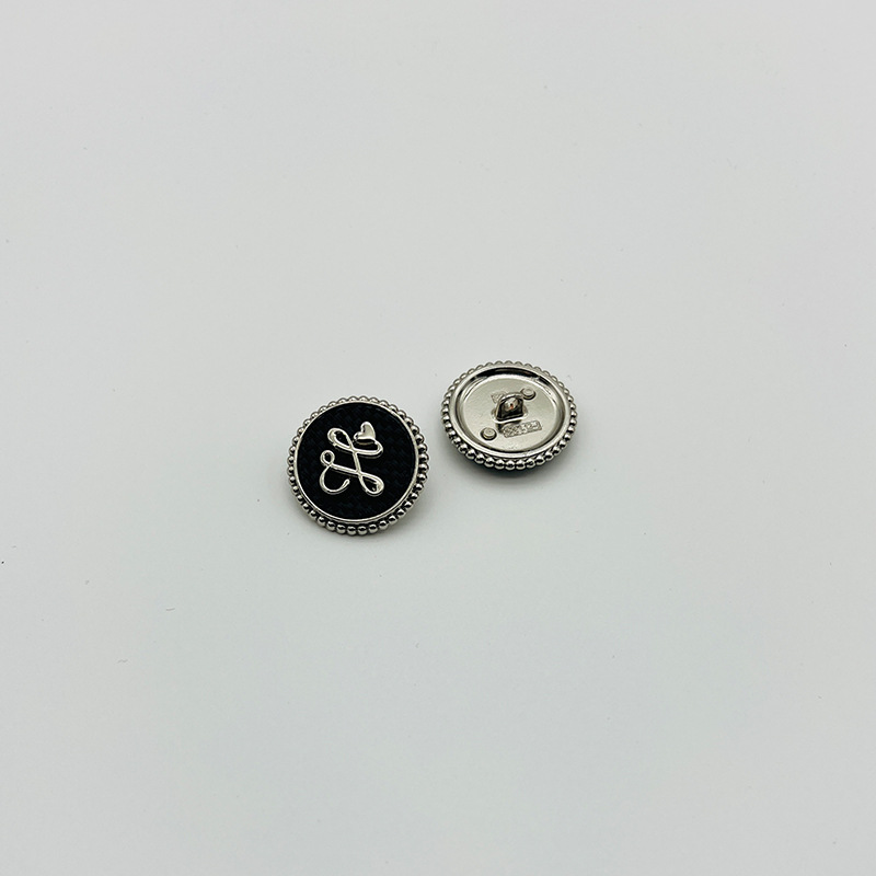 金属纽扣8300.jpg