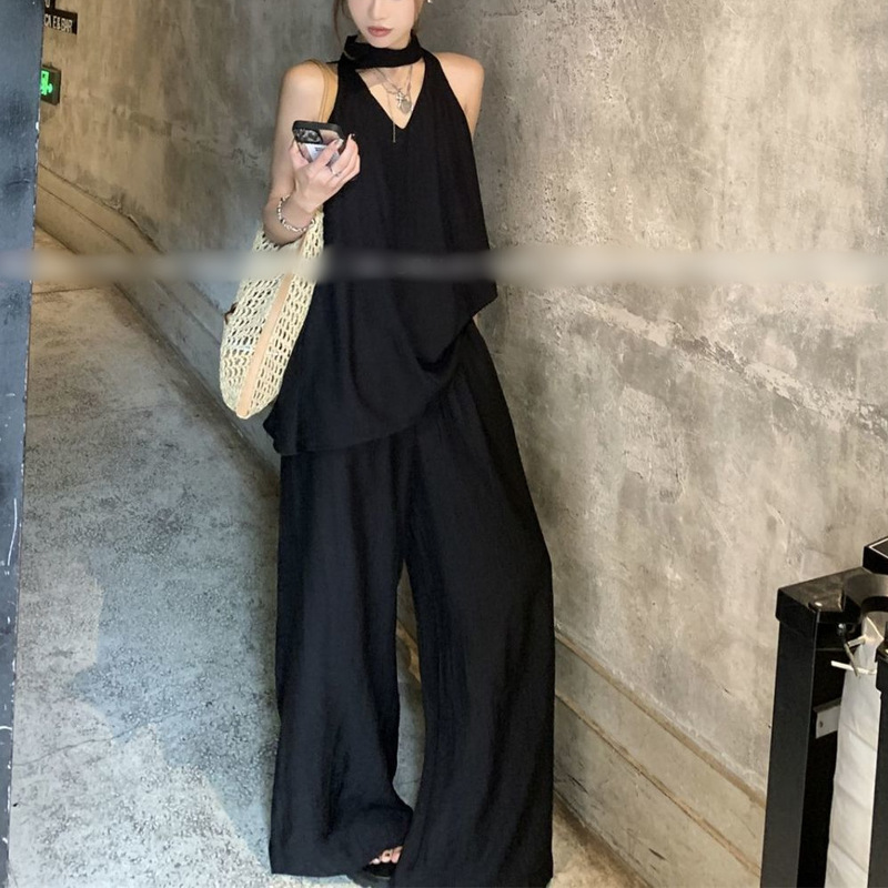 2025年高级松弛感穿搭套装女夏气质挂脖无袖上衣休闲阔腿裤两件套|undefined