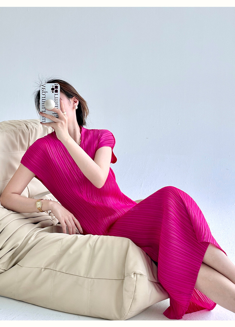 Váy xếp ly cổ chữ V tay nữ tính dáng ôm vừa dài thanh lịch — Màu xanh lam chi tiết 19