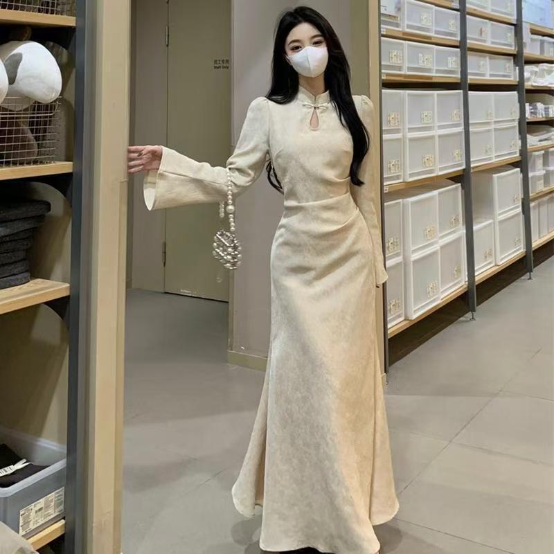 2025 New Early Spring New Chinese Style Improved Cheongsam Dress Women's Elegant High-End Fishtail Long Skirt