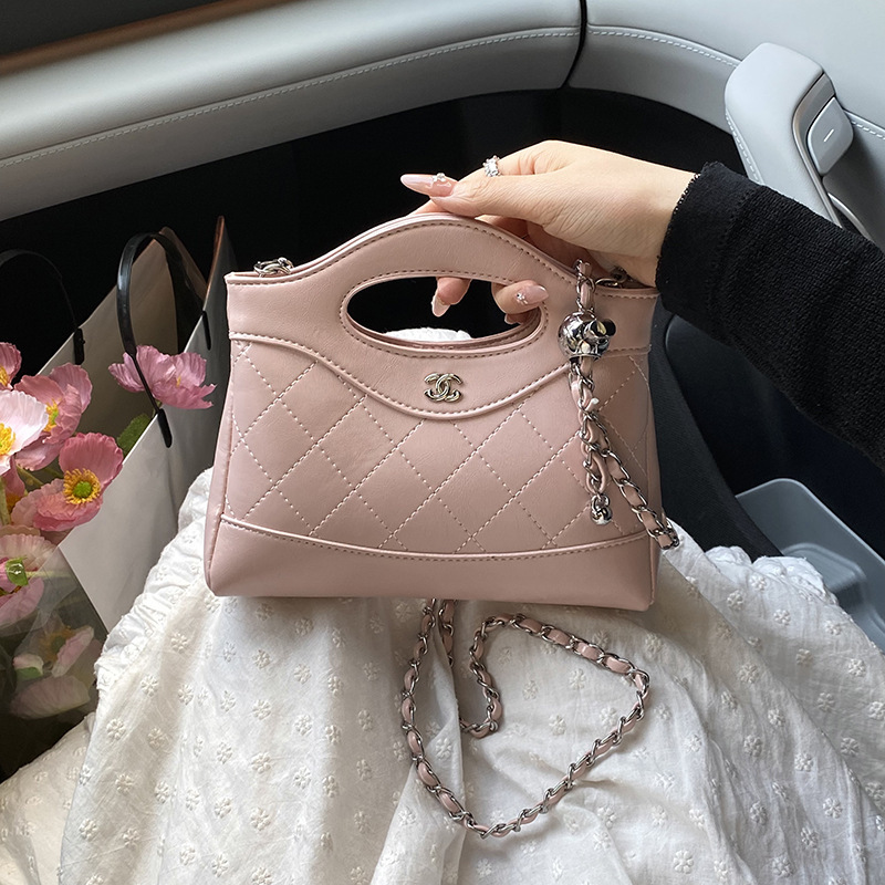 Fashionable genuine leather Chanel-style women's bag, high-end quilted chain bag, exquisite crossbody bag, mini handbag Fashionable genuine leather Chanel-style women's bag, high-end quilted chain bag, exquisite crossbody bag, mini handbag