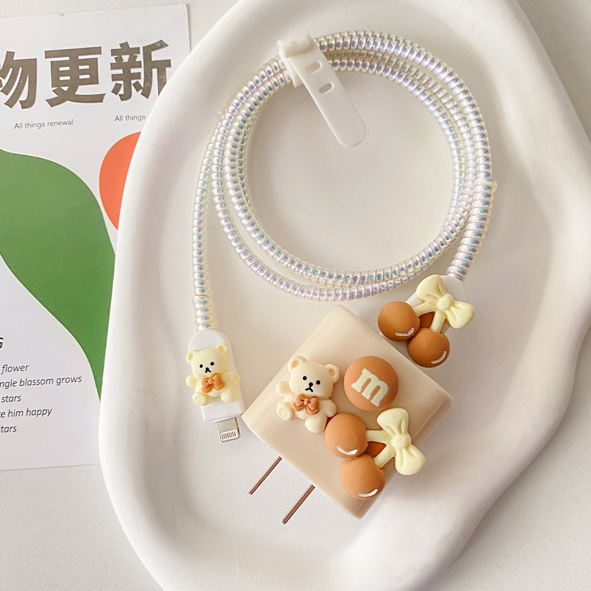 Aplicable a la cubierta protectora del cable de datos iPhone13/14/15 cubierta protectora estándar europea y americana de Apple 20W cargador