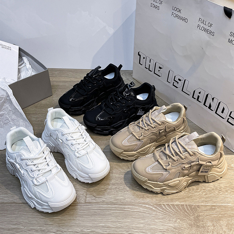 Ins zapatos coreanos para mujeres primavera y otoño 2026 nuevo estilo de red red versátil transpirable red con suela gruesa zapatillas deportivas casuales
