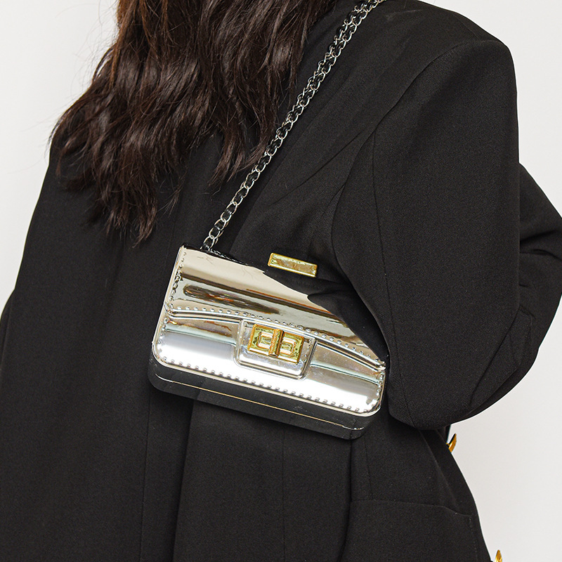 2024 New Solid Color Simple Fashion Casual Women's Bright Chain Laser Small Square Single Shoulder Crossbody Bag_voghion.com