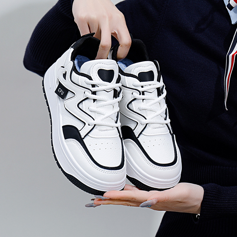 Ins Little White Student Korean Edition Damen Trendy 2024 Herbst Neu Dickbesohlte Höher Werdende Atmungsaktive Casual_voghion.com
