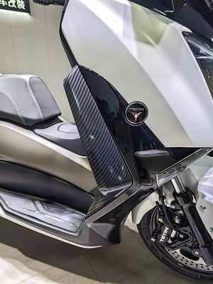 Applicable to Tianying TX150 modified Motorcycle front windshield - water-transfer-printing