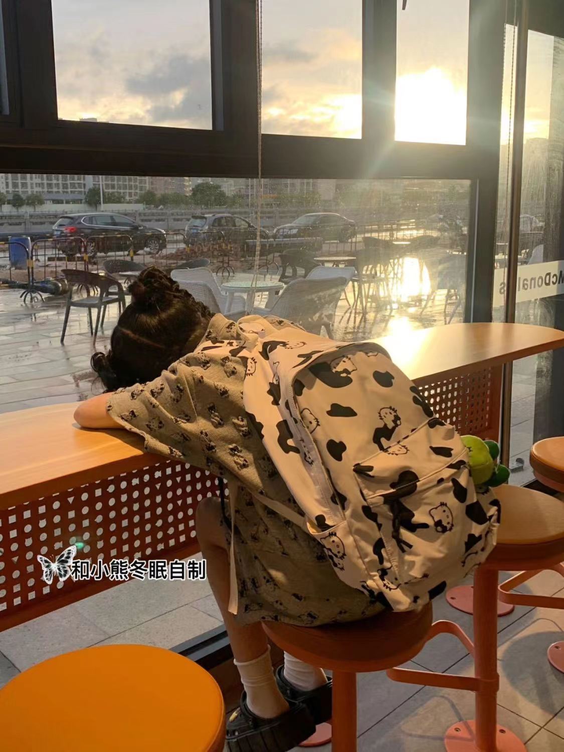 Oso casero KT gato mochila de dibujos animados lindo de gran capacidad japonés femenino Colegio mochila chica mochila impresa