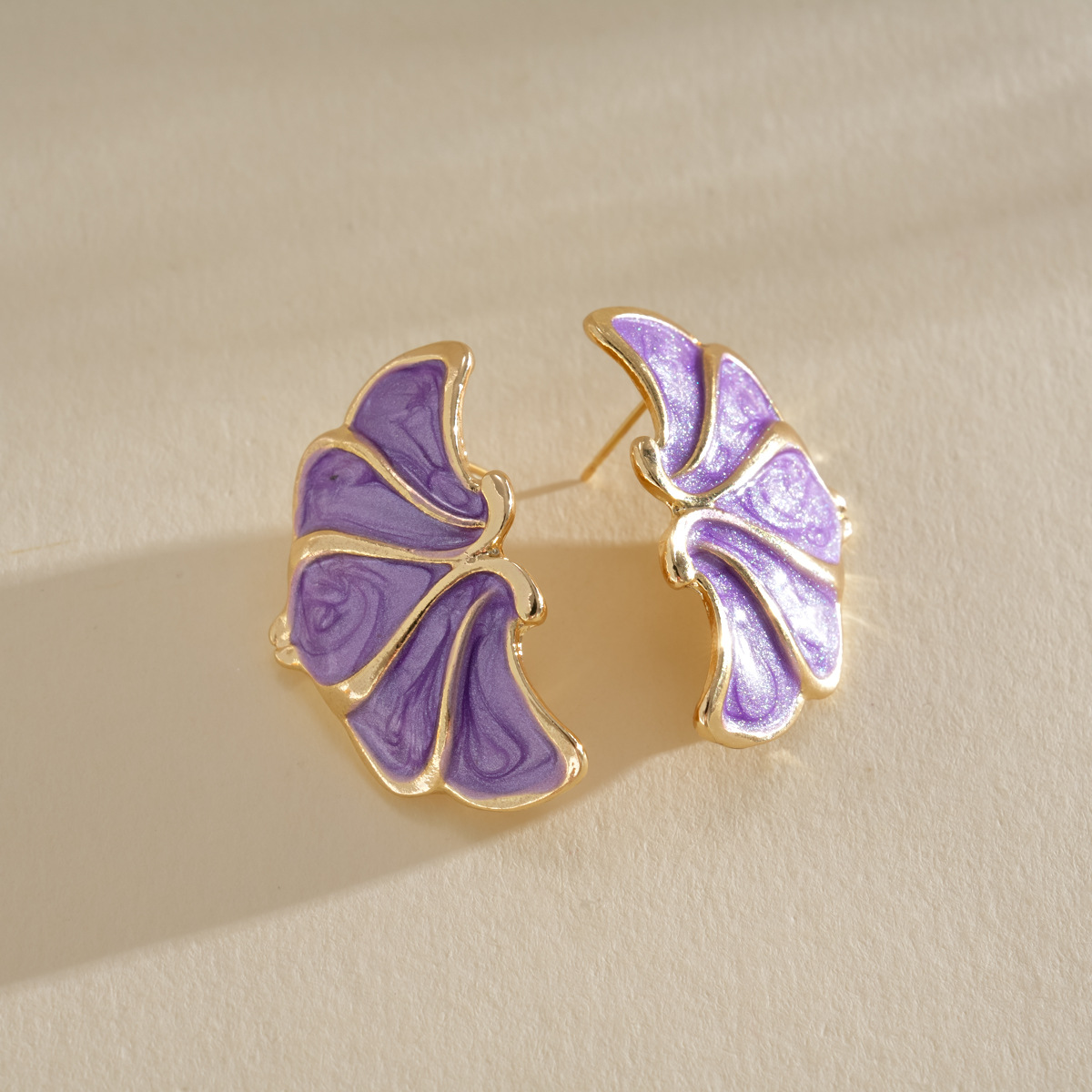 Aguja de plata - Purple