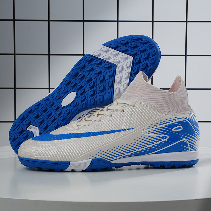 2025 nuevos zapatos de fútbol transfronterizos para hombres y mujeres AG clavos largos zapatos de entrenamiento antideslizantes juveniles de moda estudiantil