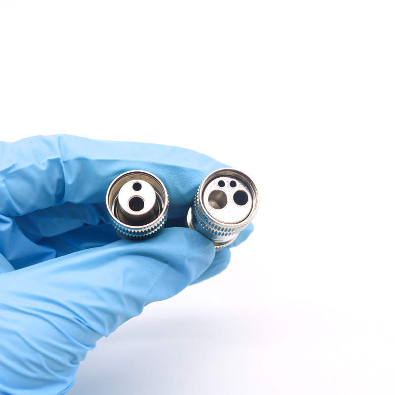 Adaptador de Pieza de Mano Dental de 4 a 2 Orificios de Conexión Rápida
