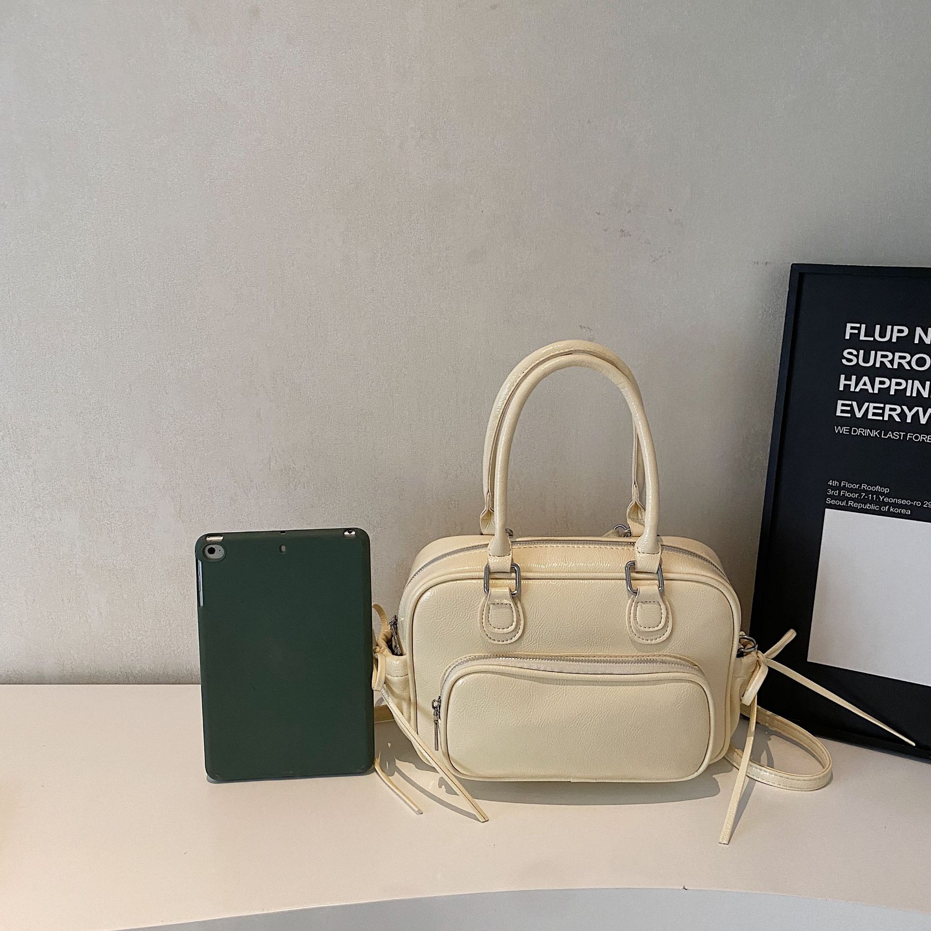 Women's Retro Handbag Multi-Layer Commuter Crossbody Bag 2025 New Soft Leather 2-Way Backpack Casual Tote Bag - Thumbnail 3