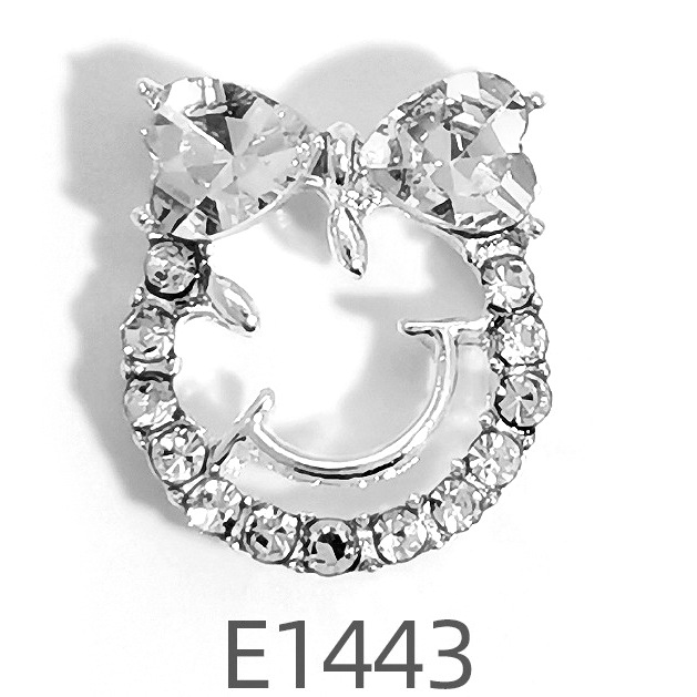 Nuevos accesorios de uñas de aleación especial de comercio electrónico transfronterizo lote mixto sonrisa cara arco uñas pegadas fábrica de diamantes al por mayor