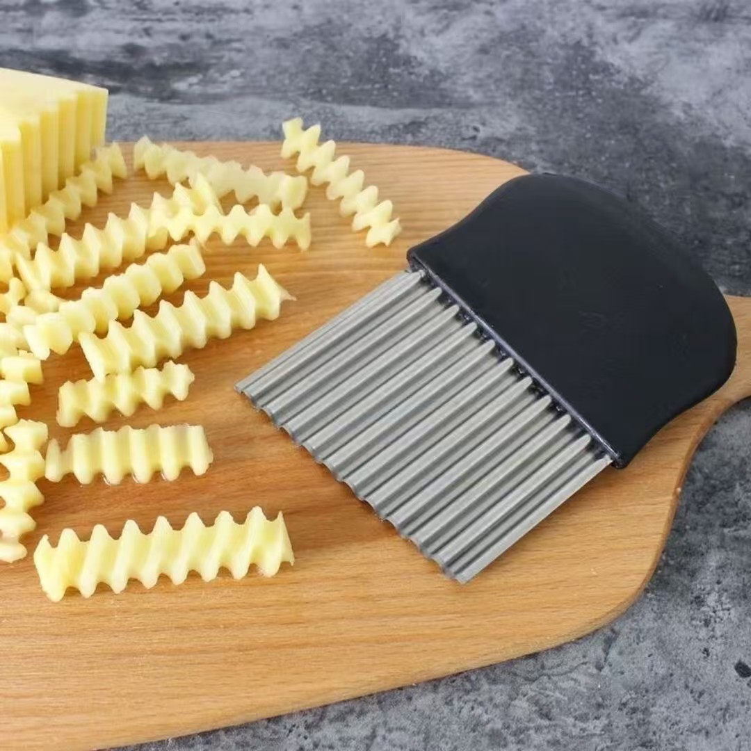 Potato Cutter Stainless Steel Serrated Knife Kitchen Household Slicer Tool Wave Cut Multi-Functional Stainless Steel Cutter