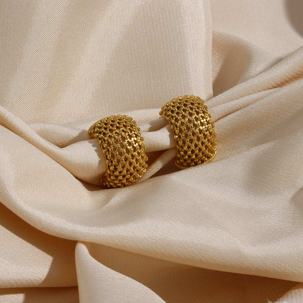 Fashion C Shape Stainless Steel Hoop Earrings Plating Stainless Steel Earrings