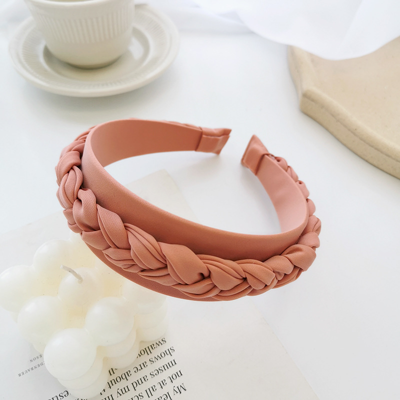 Nihaojewelry Korean style solid color cloth braided widebrimmed headband wholesale jewelrypicture5