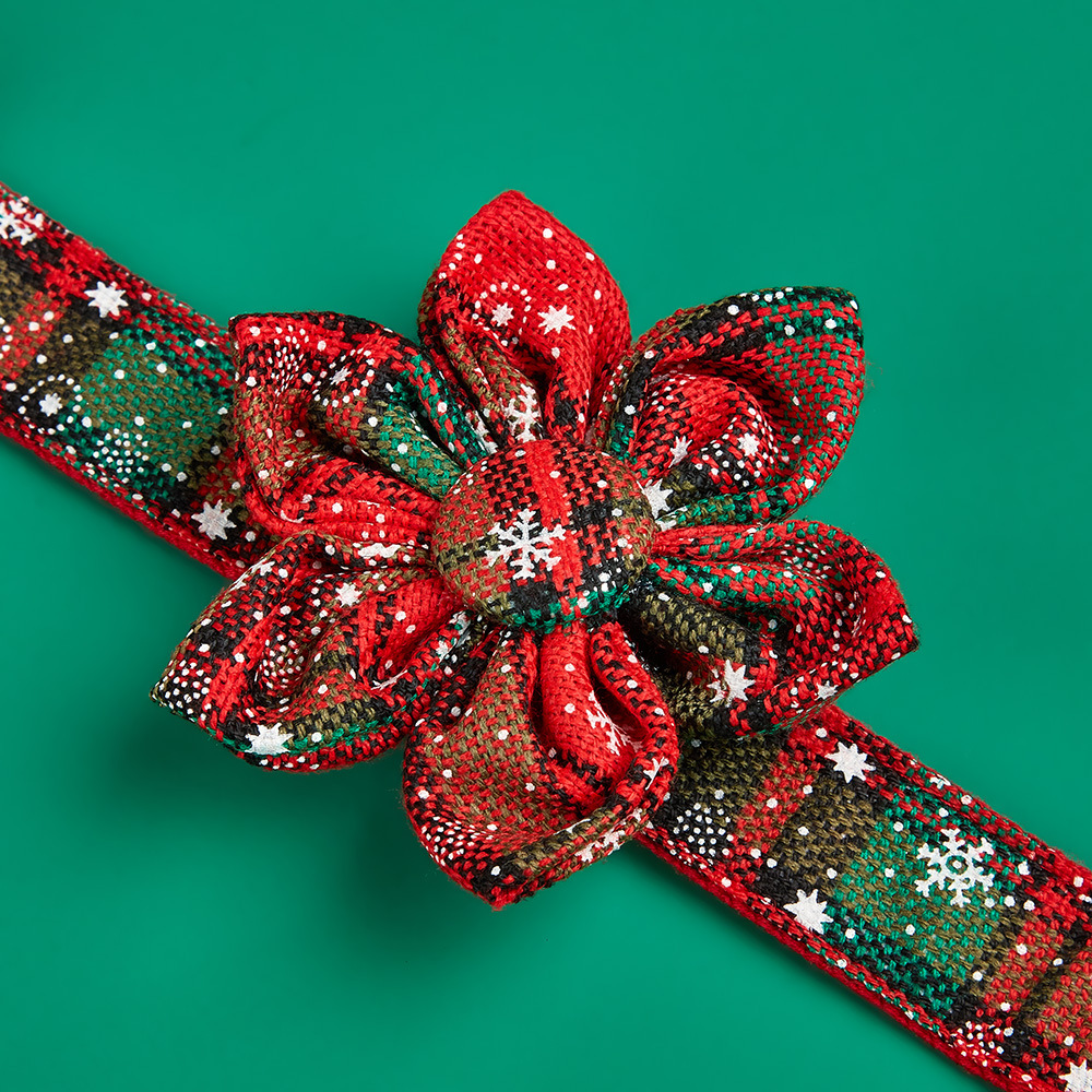 Tanpopo flores de sol de Navidad cuadrado rojo y negro para mascotas collar arco collar perro corbata