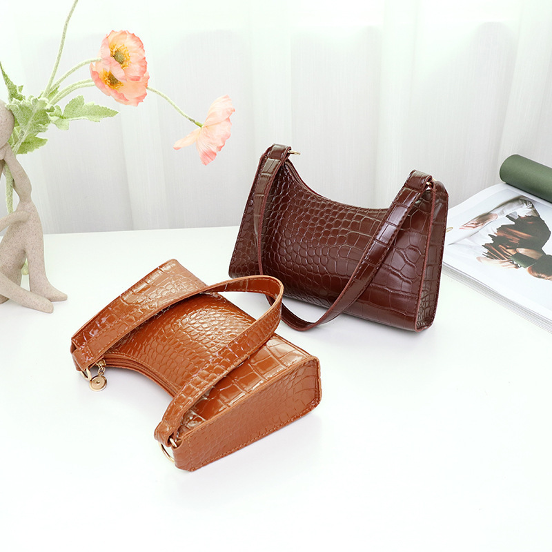 Bolsas de brazo con patrón de cocodrilo 2024 bolsas de mano de damas de comercio exterior bolsas de mujer al por mayor bolsas de mano casuales de moda