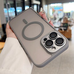 适用苹果17手机壳雅盾磁吸iphone16promax肤感磨砂镜头膜PC保护套