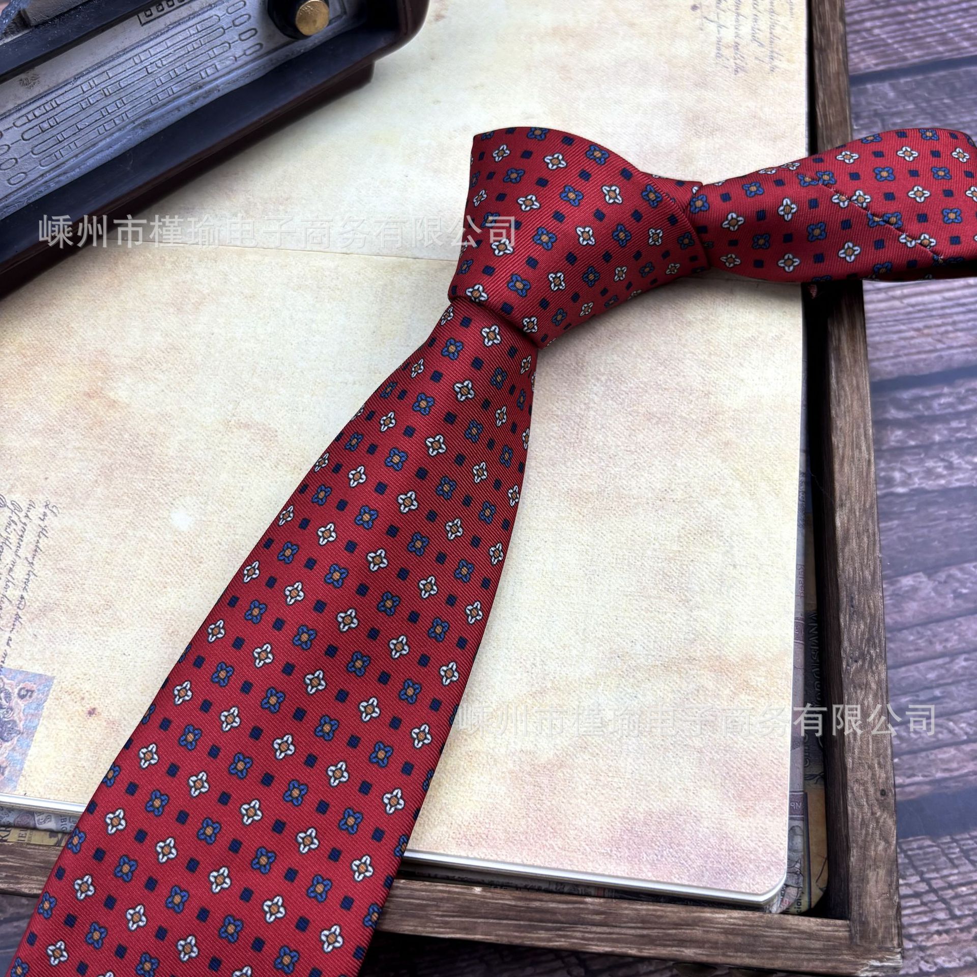 24 버건디 플라워 프린트 핸드메이드