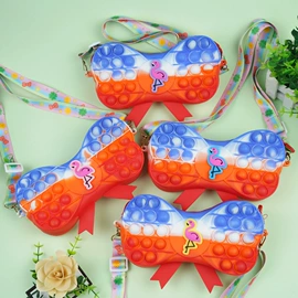 钥匙扣及钥匙扣配件;零钱包;收纳袋收纳包