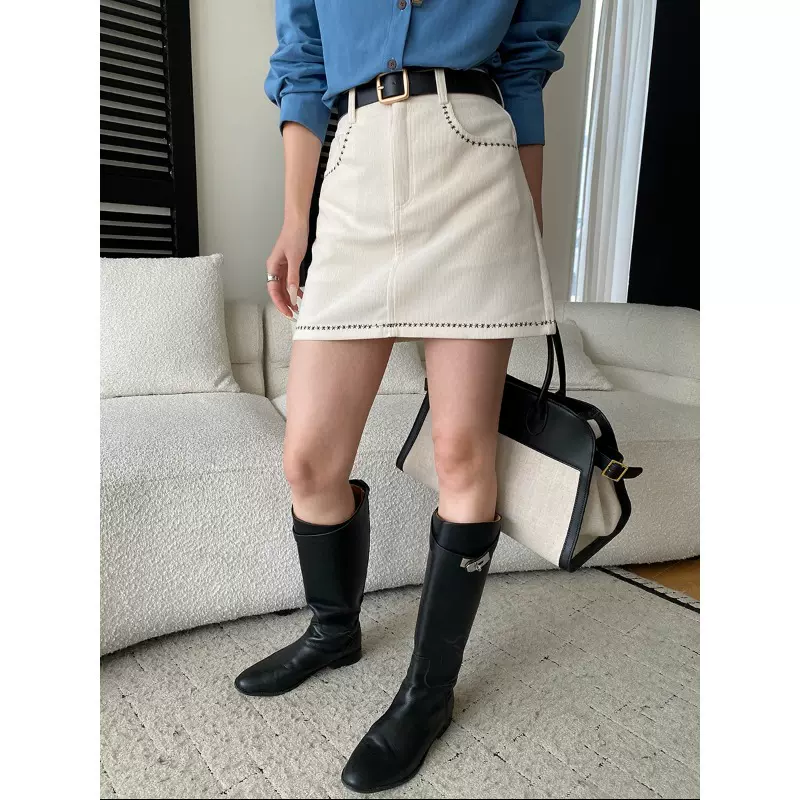 司南 早春新款 法式复古重工刺绣高腰显瘦A字灯芯绒短裙 SN8567