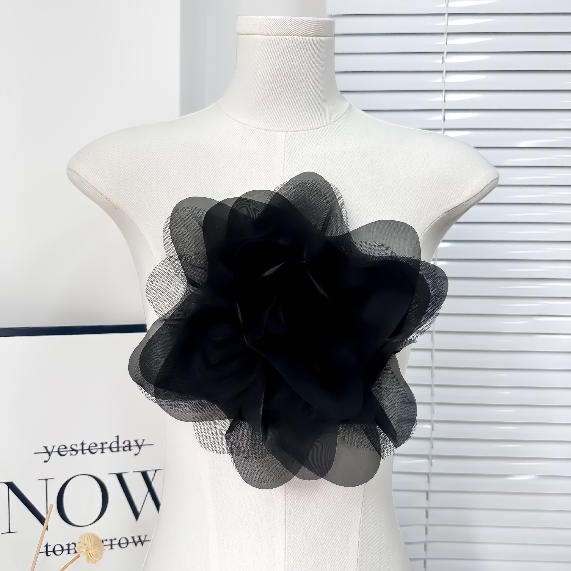 27cm hilo de malla plegada francesa gran flor flor hecha a mano accesorios de ropa accesorios de decoración broche accesorios al por mayor