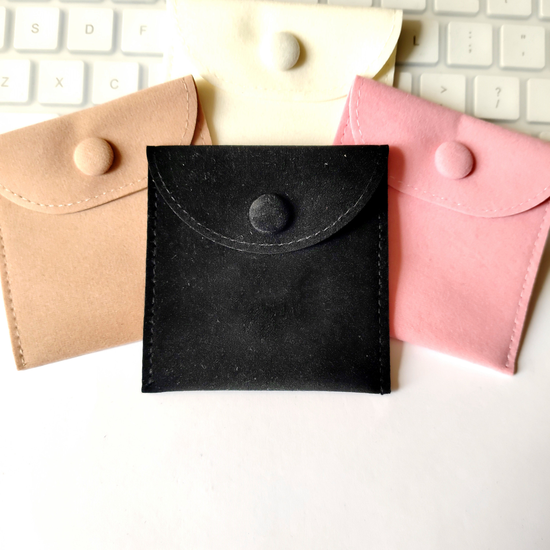 Wholesale black jewelry bag, button flap bag, envelope style velvet cloth bag, necklace bag 8*8cm
