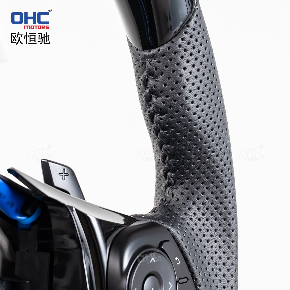 Suitable for 18-23 Toyota 86 Subaru modified and upgraded spray-painted black car steering wheel assembly