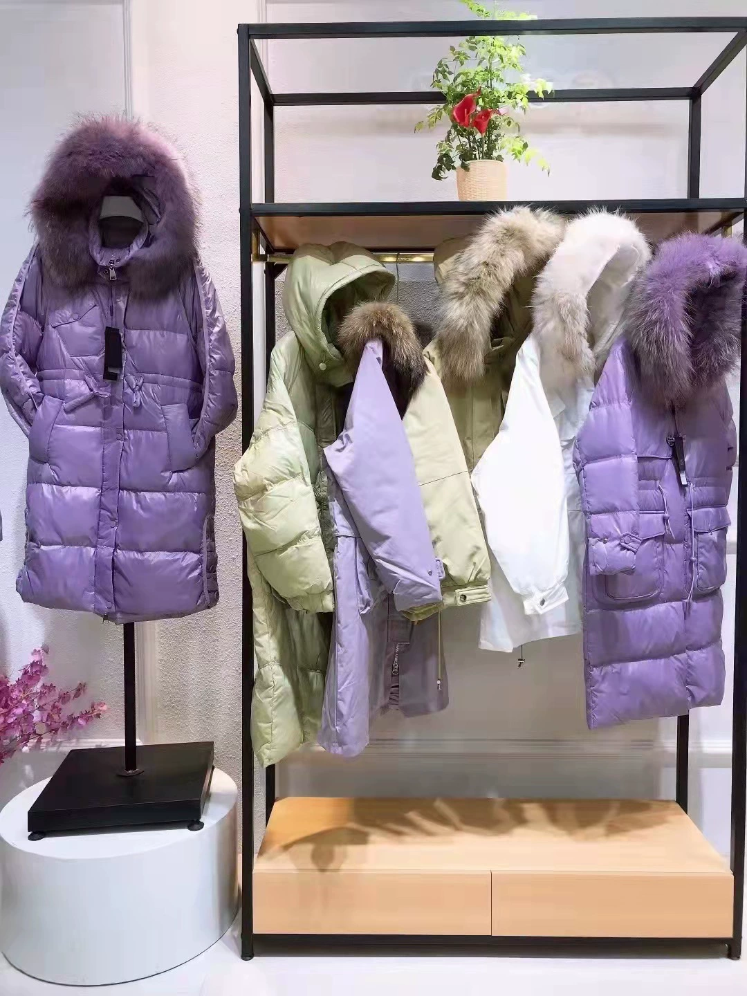 Xue Meichen & Wuzi 22 новый пуховик с большим шерстяным воротником белая утка с толстым и тонким пальто со скидкой