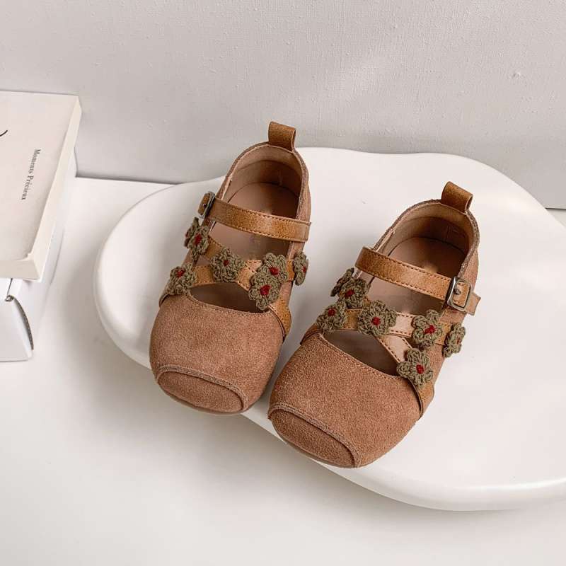 적갈색#클래식하고 다재다능함#