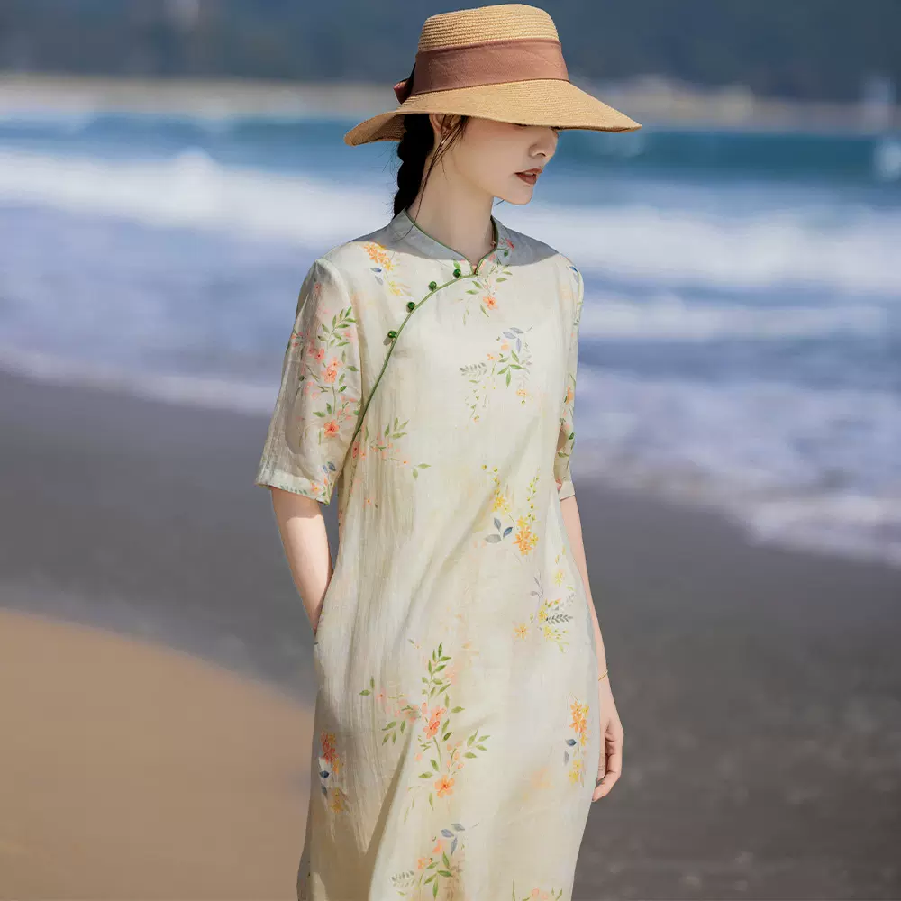 2024春夏原创新款旅行文艺苎麻印花改良旗袍古典立领中袖连衣裙女