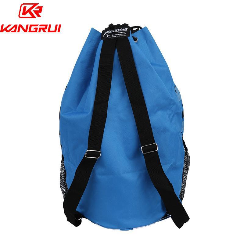 Equipo de entrenamiento Kangrui Mochila Bolsa de protección de entrenamiento de deportes al aire libre Bolsa de camping de gran capacidad impermeable de cuero Oxford