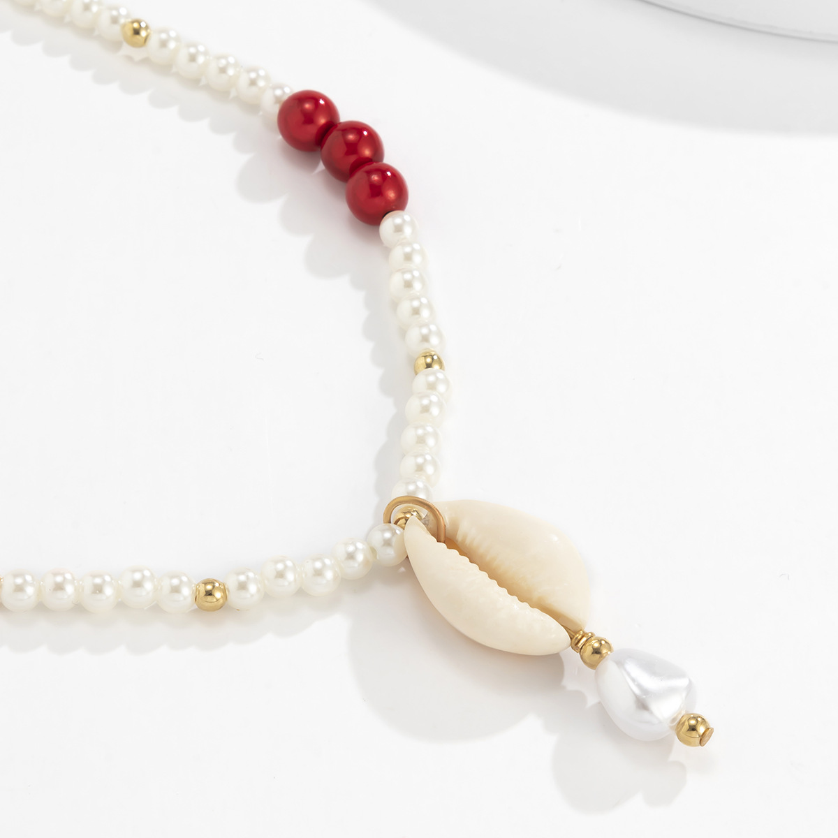 Idyllic Holiday Style Hit Color Rice Bead Shell Woven Necklace Ethnic Stitching Imitation Pearl Clavicle Necklace display picture 6