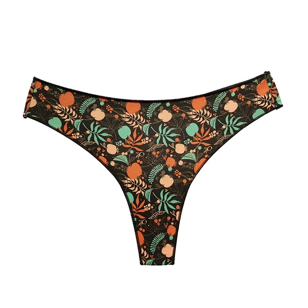 Green orange on black background (MO034)