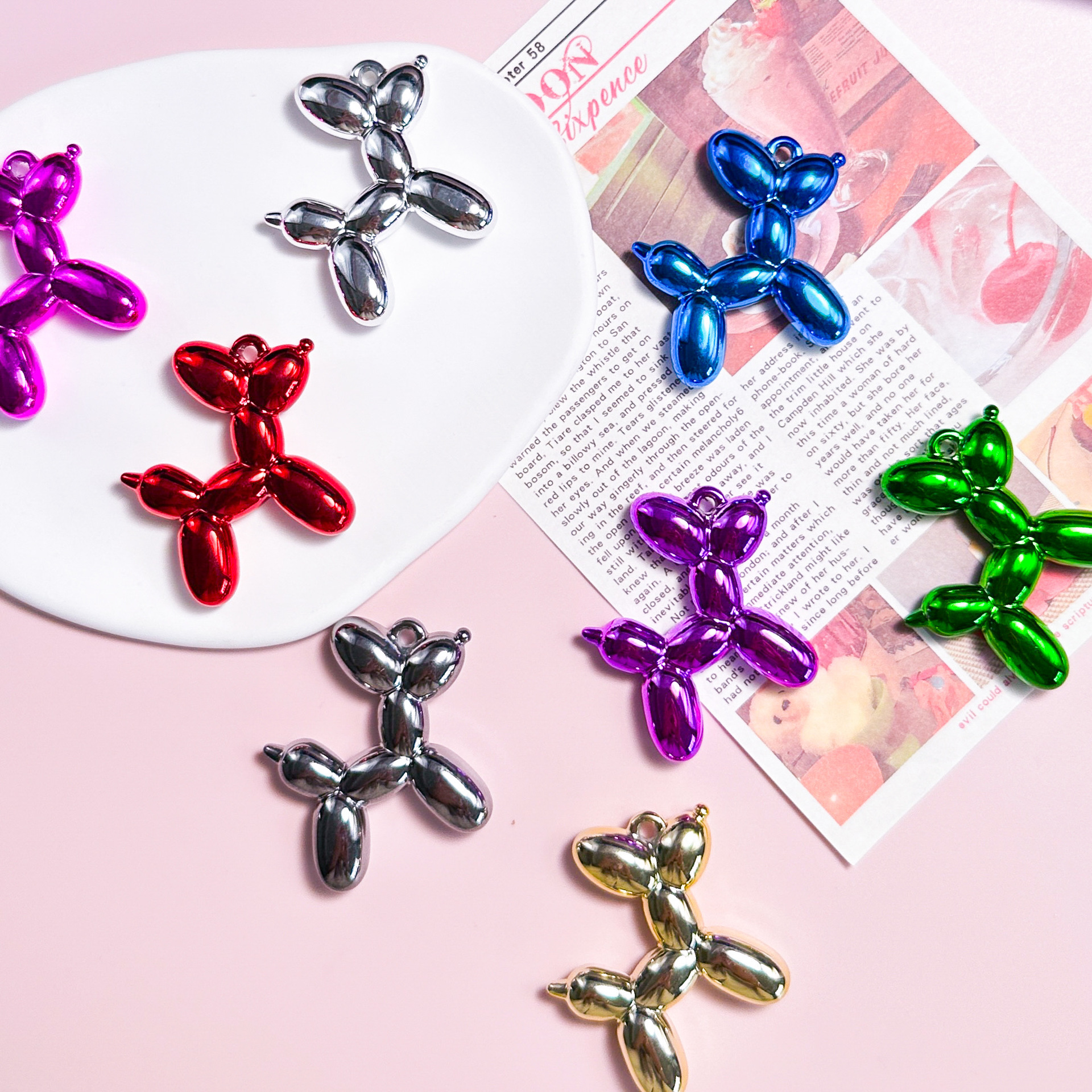 아크릴 전기 도금 금속 감각 컬러 풍선 개 펜던트 DIY 보석 키 체인 휴대 전화 체인 및 기타 보석 액세서리