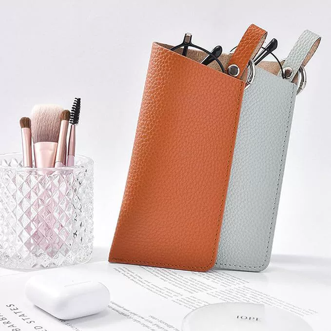 Чехол для очков из искусственной кожи в стиле TikTok, сумка для хранения солнцезащитных очков, кожаный чехол для очков, удобный чехол для ключей с креплением на ремень