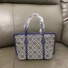 �W��TB�¿��������ذ��r�г����ٴ�μ�б������Ůʿ���͹Ŝ���