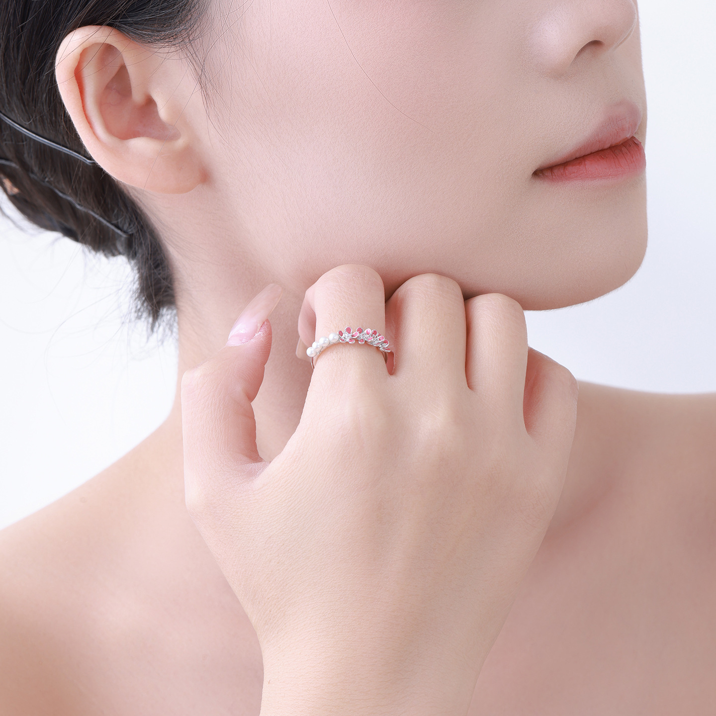 Xuping aleación de cobre recubierta de aceite blanco serie de flores anillo de perla simple insins viento pequeño anillo fresco para mujeres