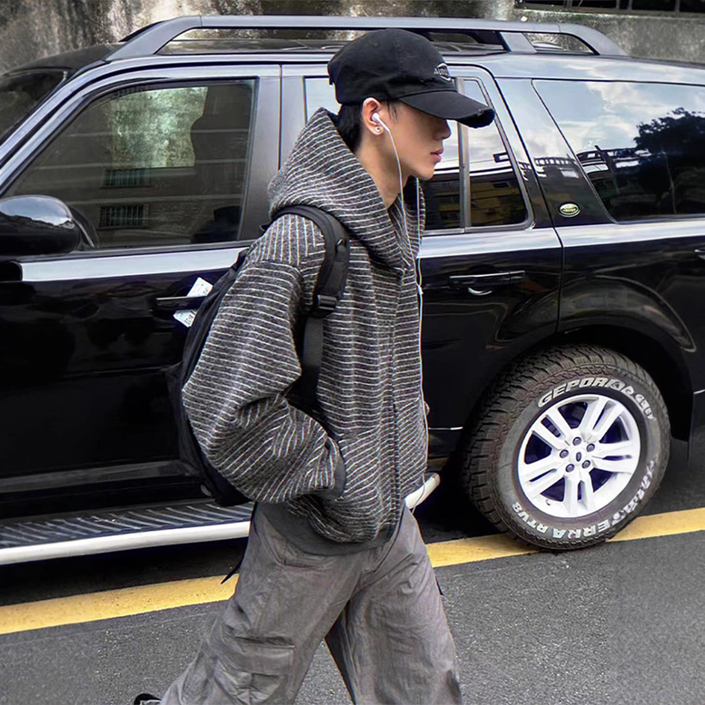 黑白条纹连帽开衫卫衣男款秋季潮牌设计感小香风美式街头拉链外套