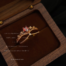 ���ڽ�ָ��������Ƕ�ʯ���18K�۷縴�žƺ�����ָ��ʳָ������