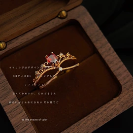 耳钉;耳环;戒指