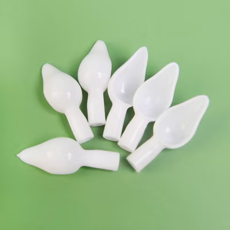 Cross-Border Baby Parrot Feeding Tool Accessories for Cockatiels and Budgerigars with Syringe and Feeding Spoon