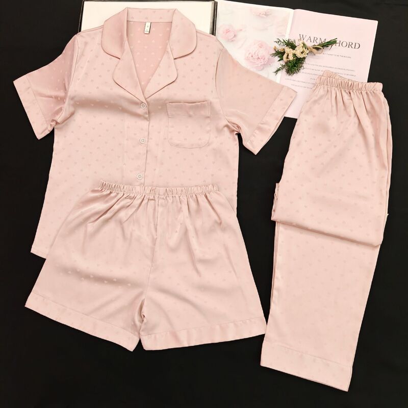 Ice Silk Pajamas for Women, Summer Three-Piece Set, Short-Sleeved, Shorts, Long Pants, Heart Jacquard, Lapel, Fashionable, Simple and Sweet Ice Silk Pajamas for Women, Summer Three-Piece Set, Short-Sleeved, Shorts, Long Pants, Heart Jacquard, Lapel, Fashionable, Simple and Sweet