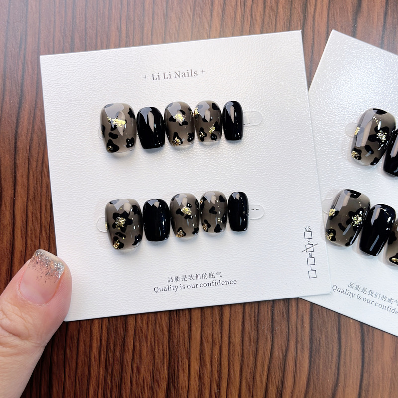 [Secret Flower] Autumn and Winter Whitening Short Hand-Painted Flowers Handmade Wearable Manicure Wholesale Simple Accessible Luxury Hot Style