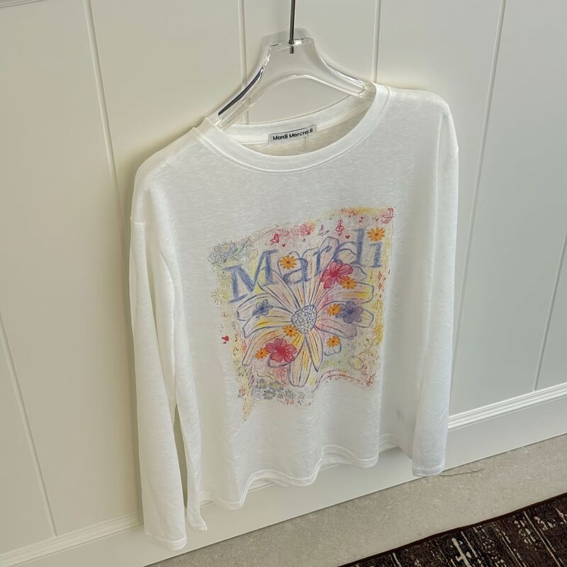 35% Tencel! Korean-style Mardi hand-painted colorful daisy long-sleeve T-shirt, soft and comfortable Tencel sun-protective cover-up top for women 35% Tencel! Korean-style Mardi hand-painted colorful daisy long-sleeve T-shirt, soft and comfortable Tencel sun-protective cover-up top for women