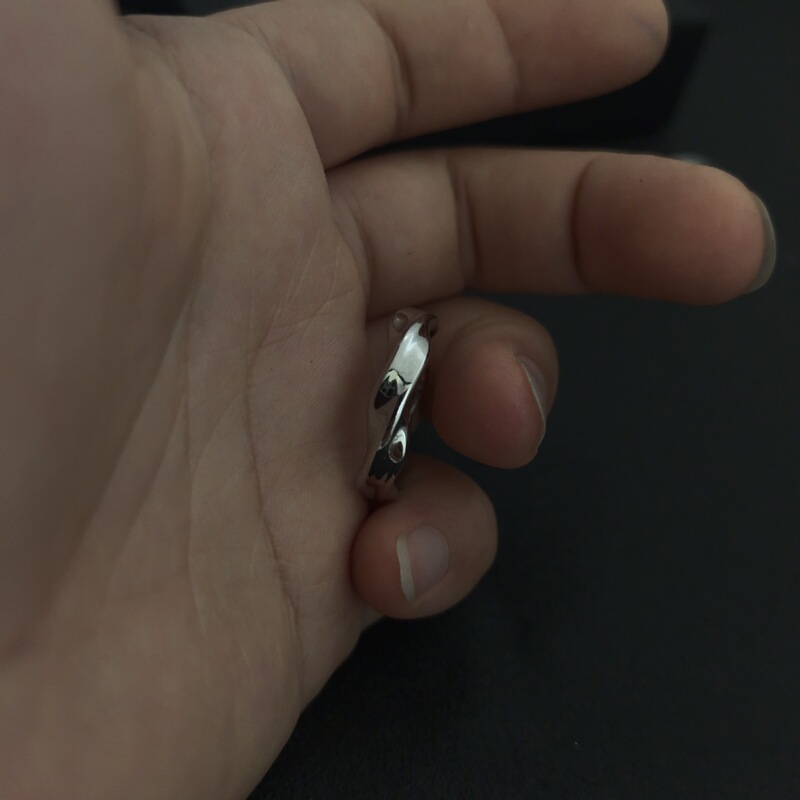 ファッショナブルな光沢のあるパーソナライズされたツイストウェーブシンプルなプレーンリング女性用メビウスリングステンレス鋼鋳造リング男性用|undefined