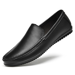 Men's Round Head Layered Cowhide Simple Casual Slip-On Bean Shoes Breathable Flat Sole Men's Shoes