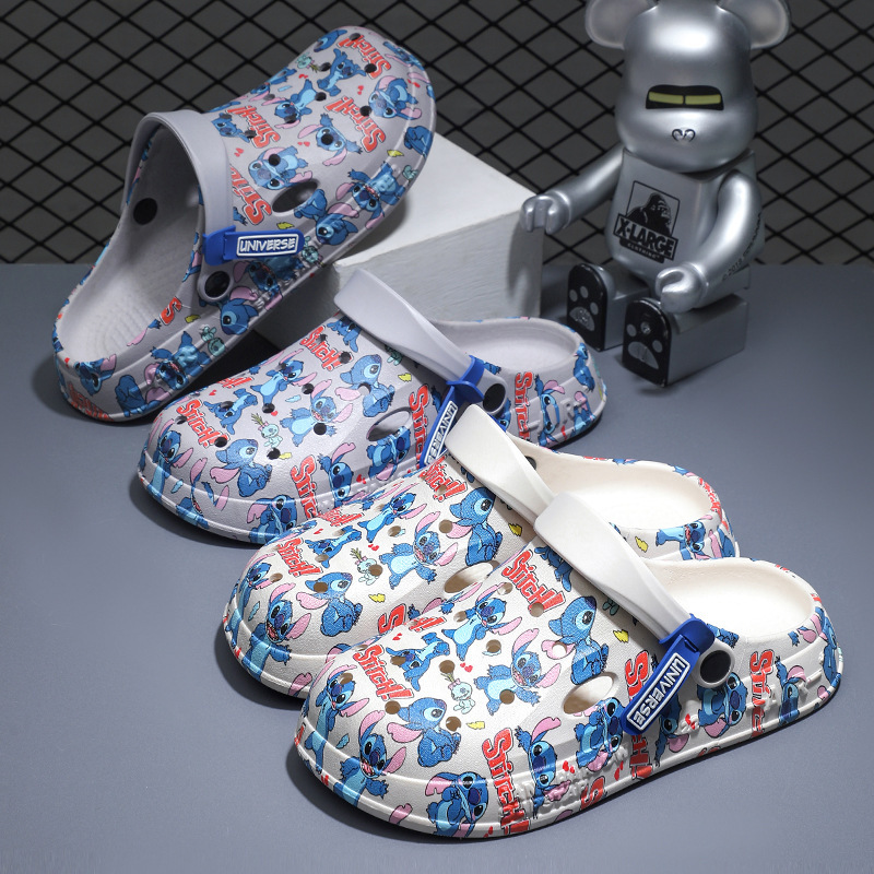 Croc Shoes Men's Summer Outer Wear Non-Slip Surgical Room Toe-Toe Slippers Driving Sports Beach Sandals Large Size Croc Shoes Men's Summer Outer Wear Non-Slip Surgical Room Toe-Toe Slippers Driving Sports Beach Sandals Large Size