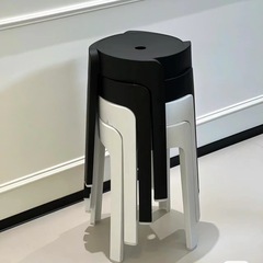 厚いプラスチックの腰掛けの家庭用の予備の腰掛けは積み重ねて厚い風車の腰掛けの現代の簡単な腰掛けのテーブルの旋風の椅子を置くことができます。