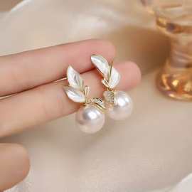 大珍珠耳饰女纯银耳钉独特银耳环2025新款爆款高级感轻奢耳坠气质